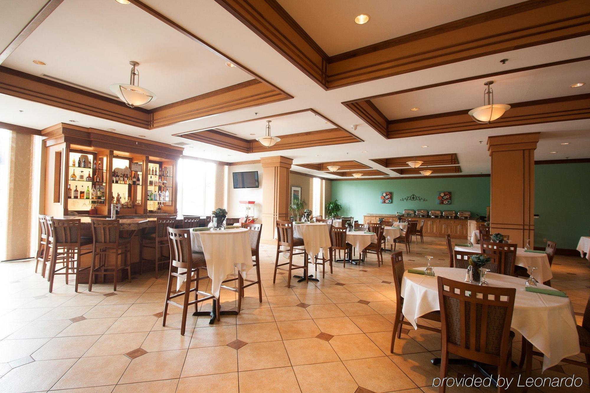 Delta Hotels By Marriott Huntington Mall Barboursville Екстериор снимка