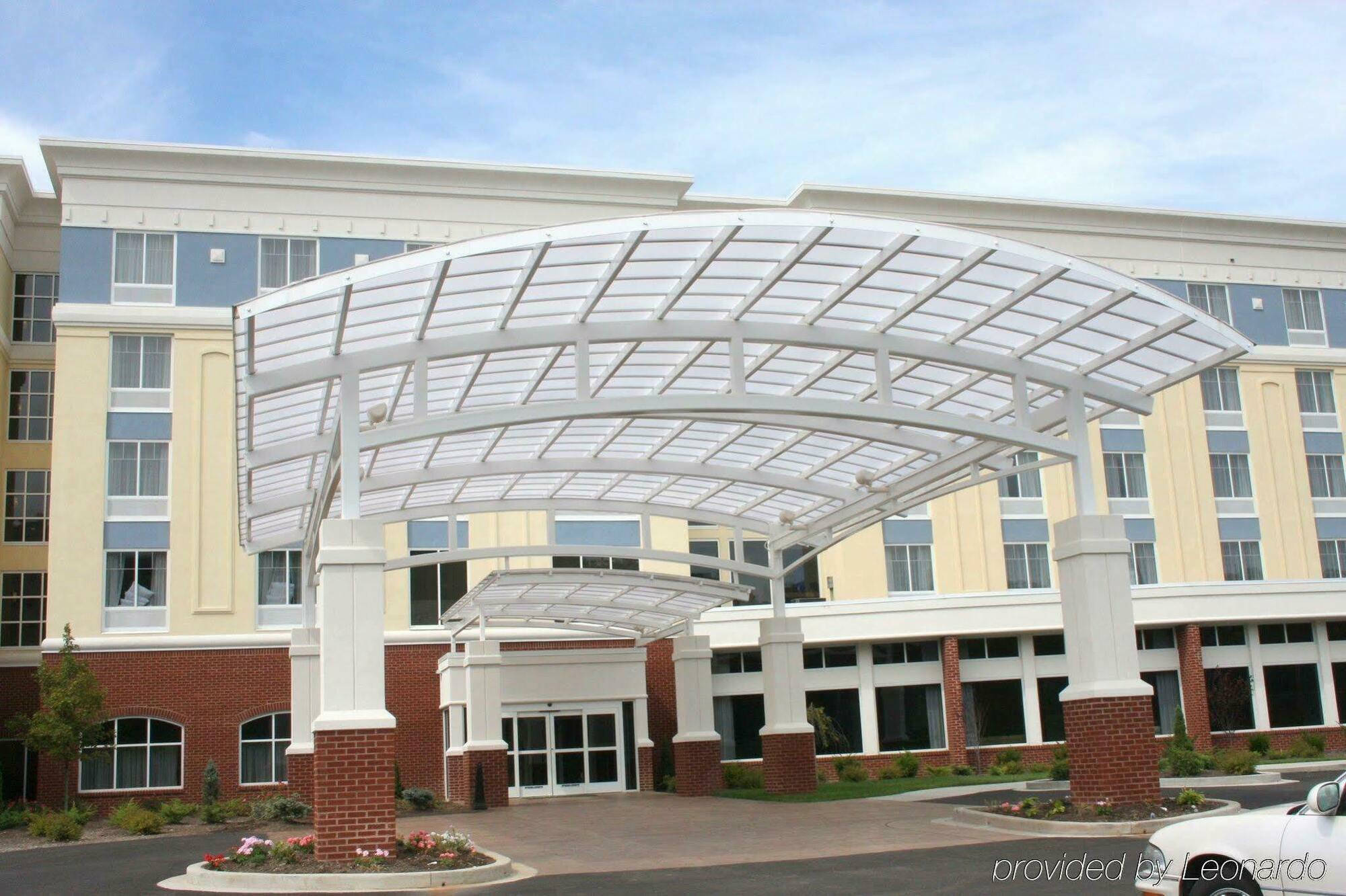 Delta Hotels By Marriott Huntington Mall Barboursville Екстериор снимка
