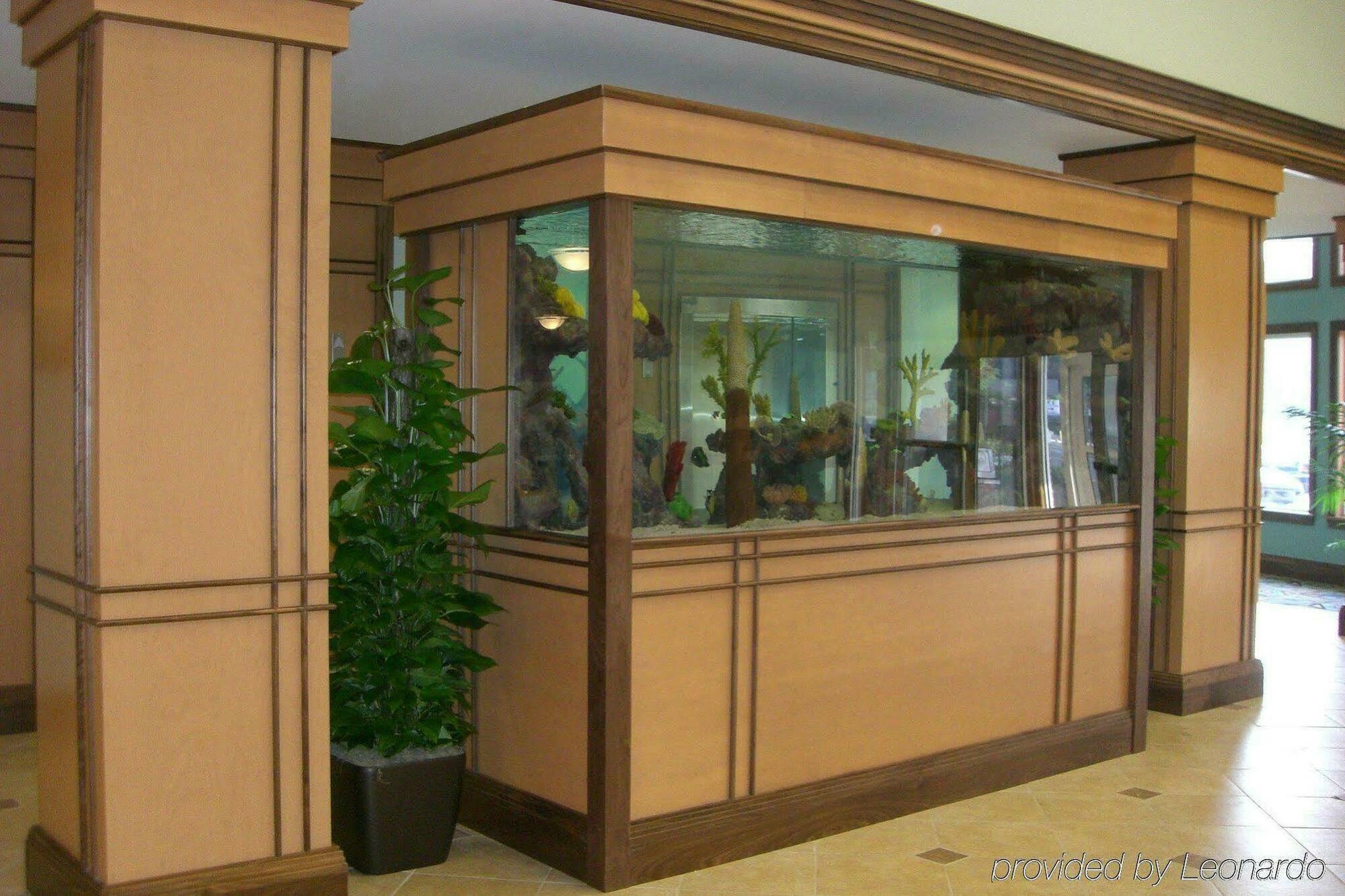Delta Hotels By Marriott Huntington Mall Barboursville Екстериор снимка